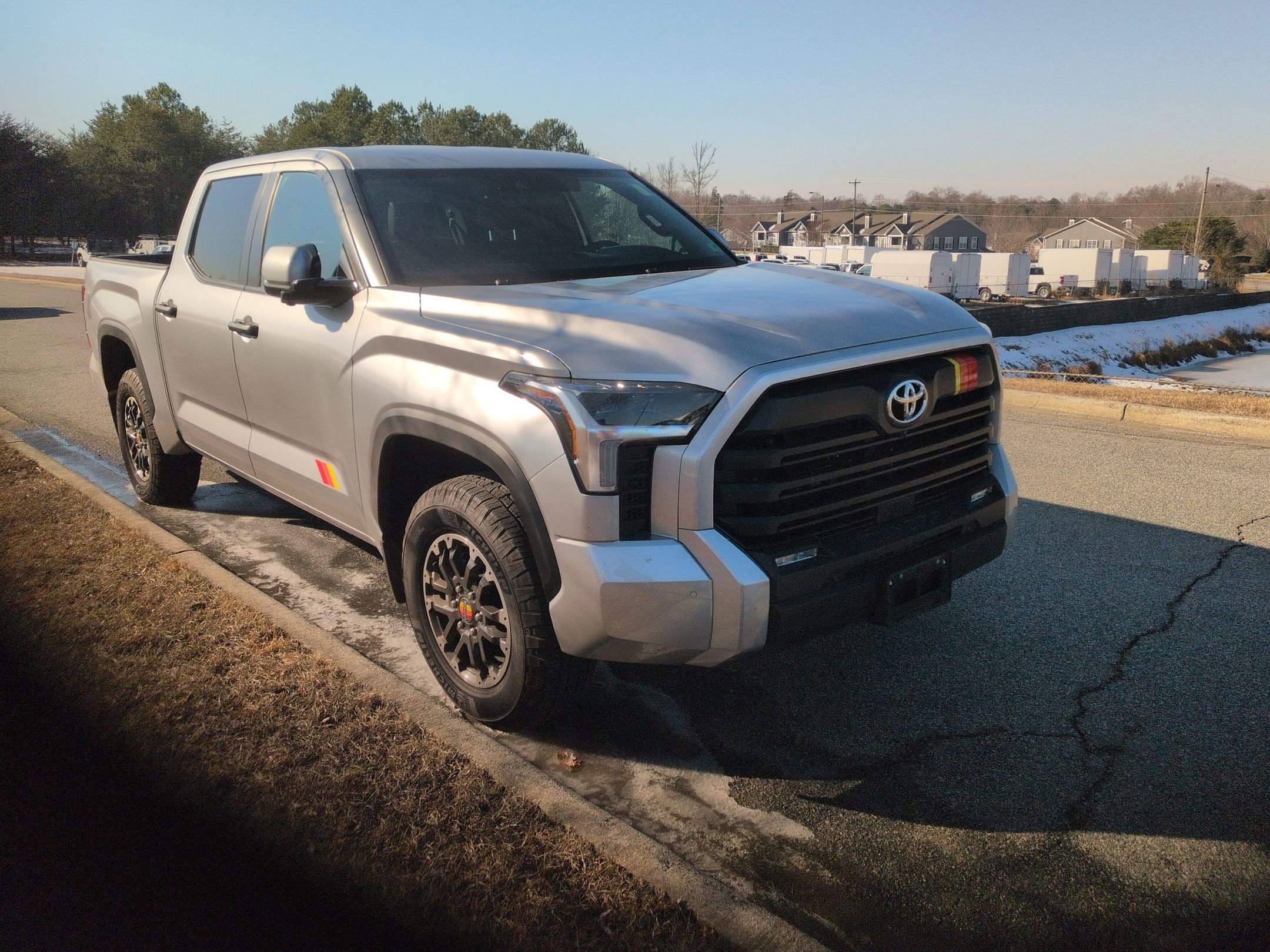 Used 2025 Toyota Tundra SR5 image 3