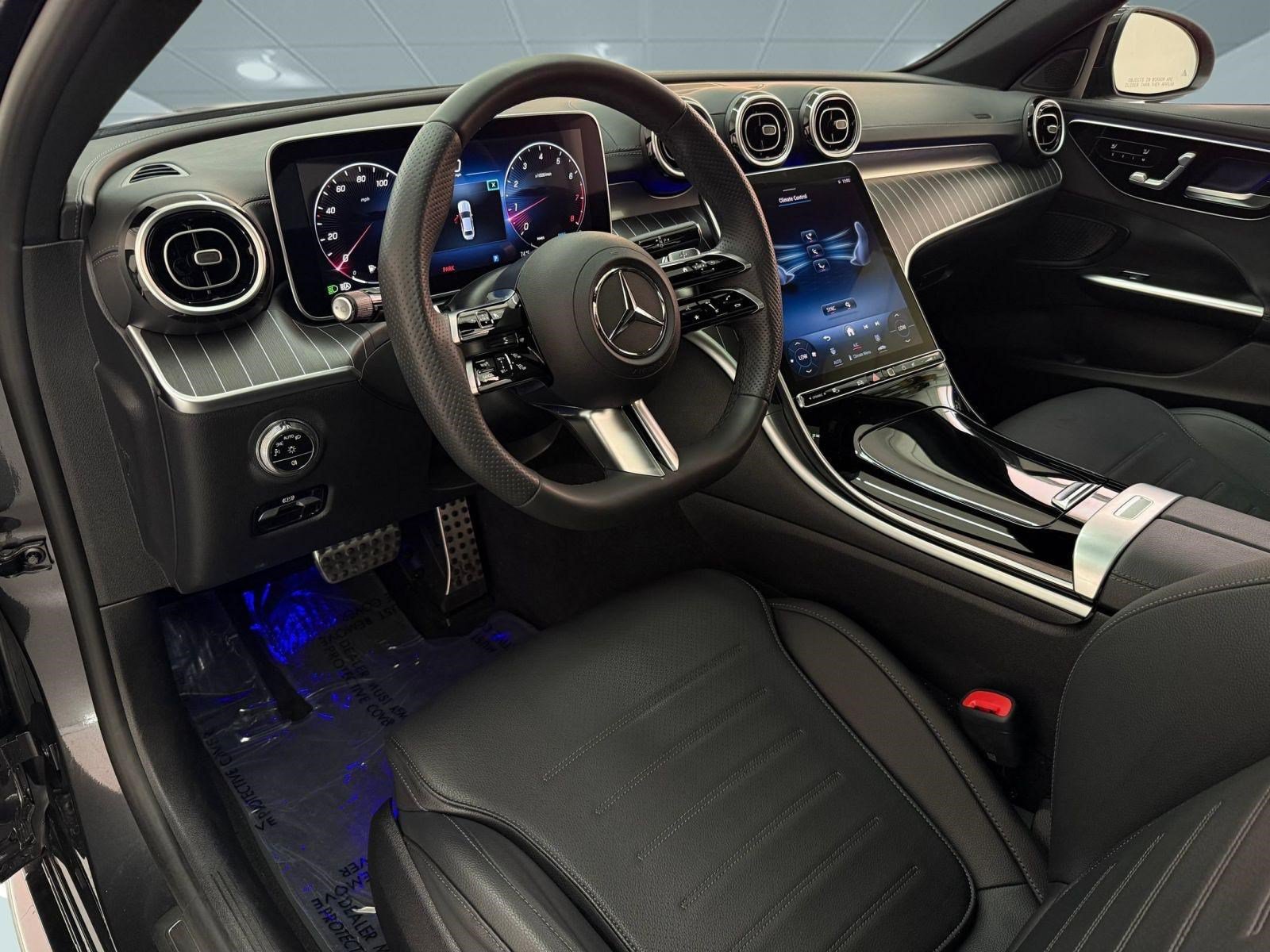 Used 2023 Mercedes-Benz C 300 4MATIC Sedan image 4