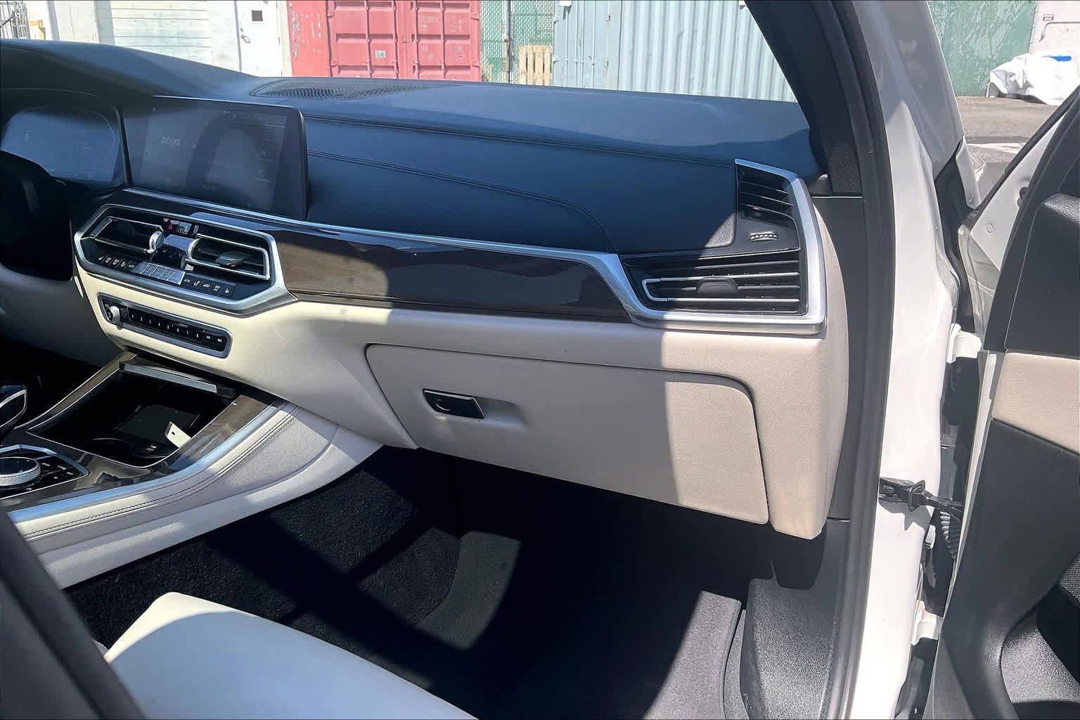 Used 2020 BMW X5 sDrive40i w/ Convenience Package RWD image 18