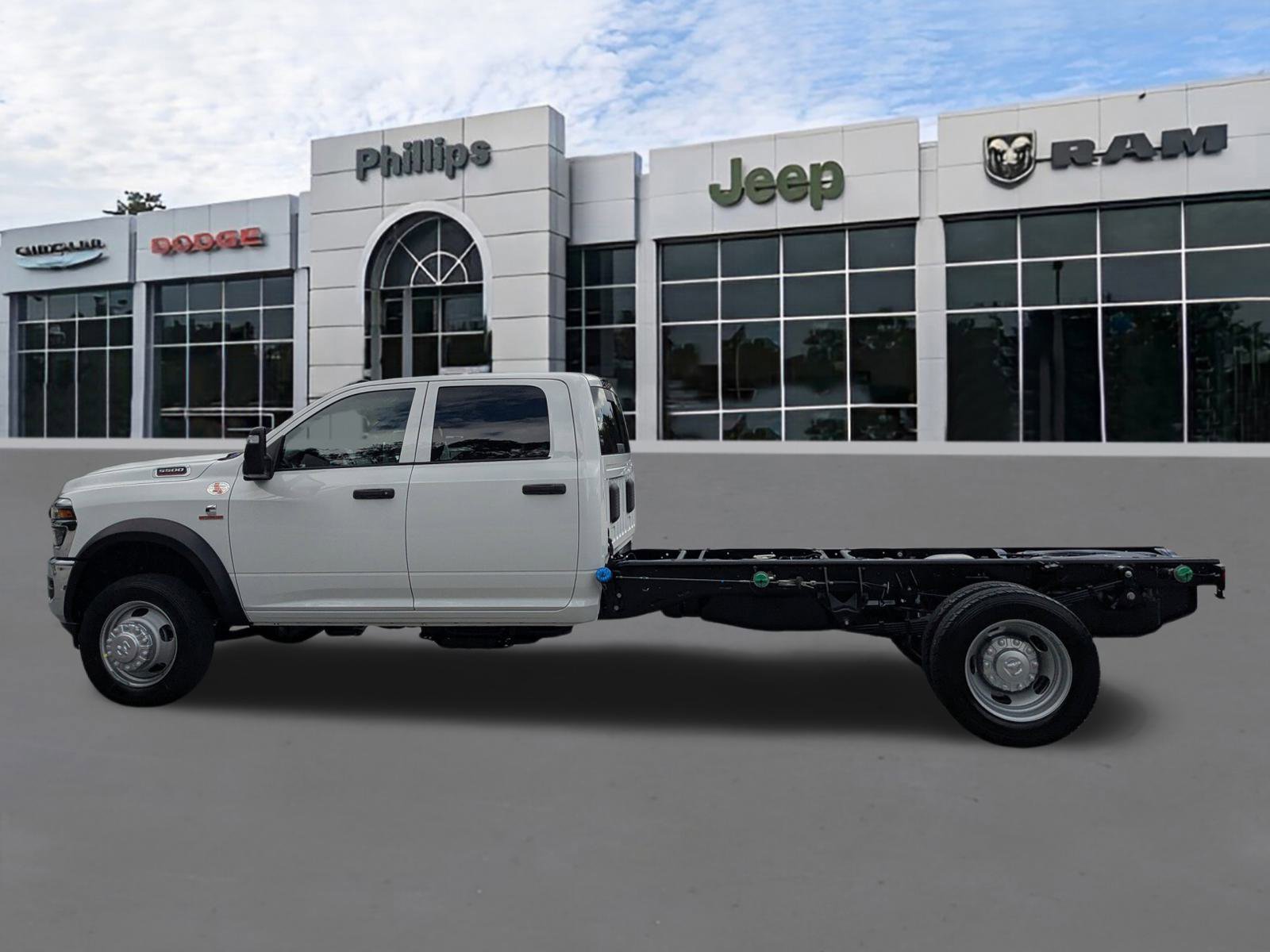 New 2026 RAM 5500 Tradesman image 6