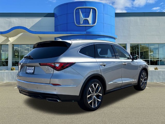 Used 2023 Acura MDX w/ Technology Package AWD/4WD image 2