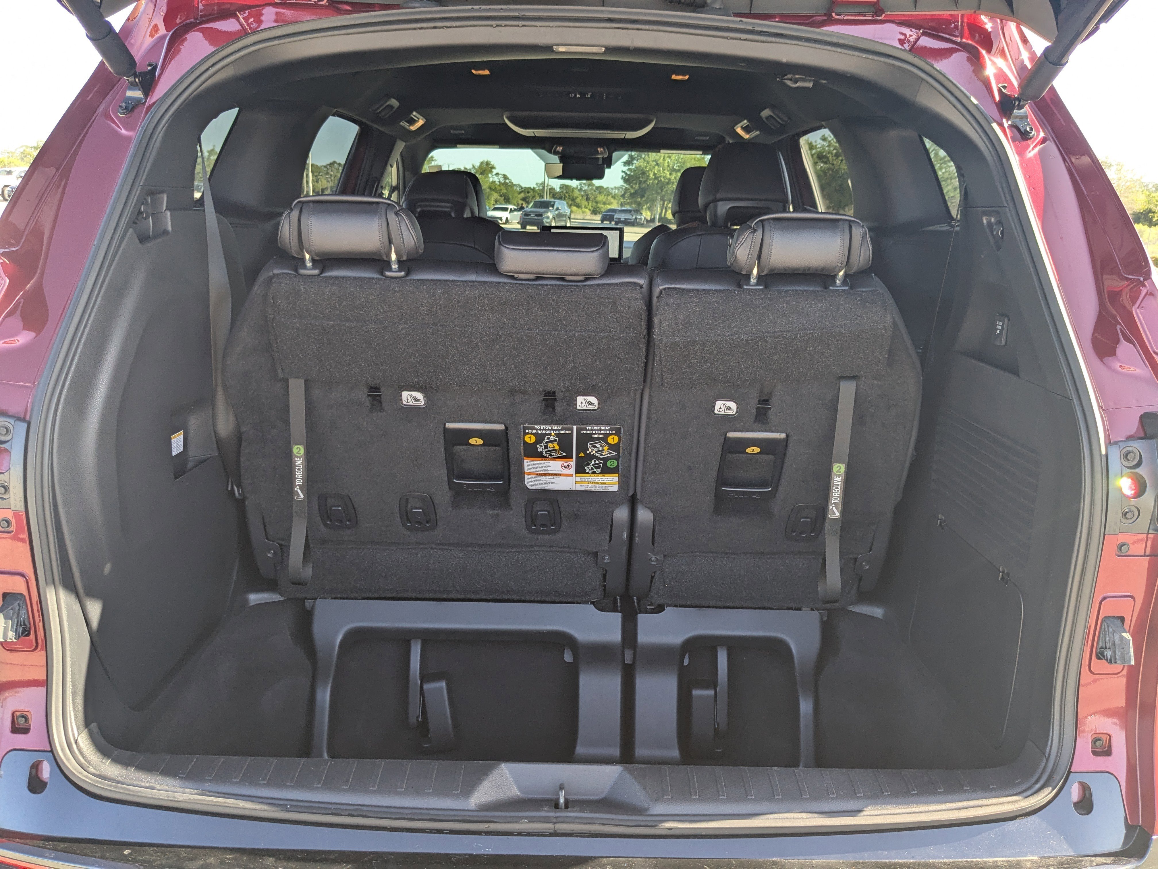 Used 2025 Toyota Sienna Platinum image 15