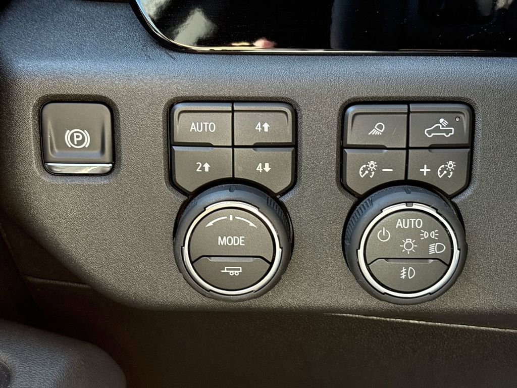 New 2026 Chevrolet Silverado 3500 High Country image 37