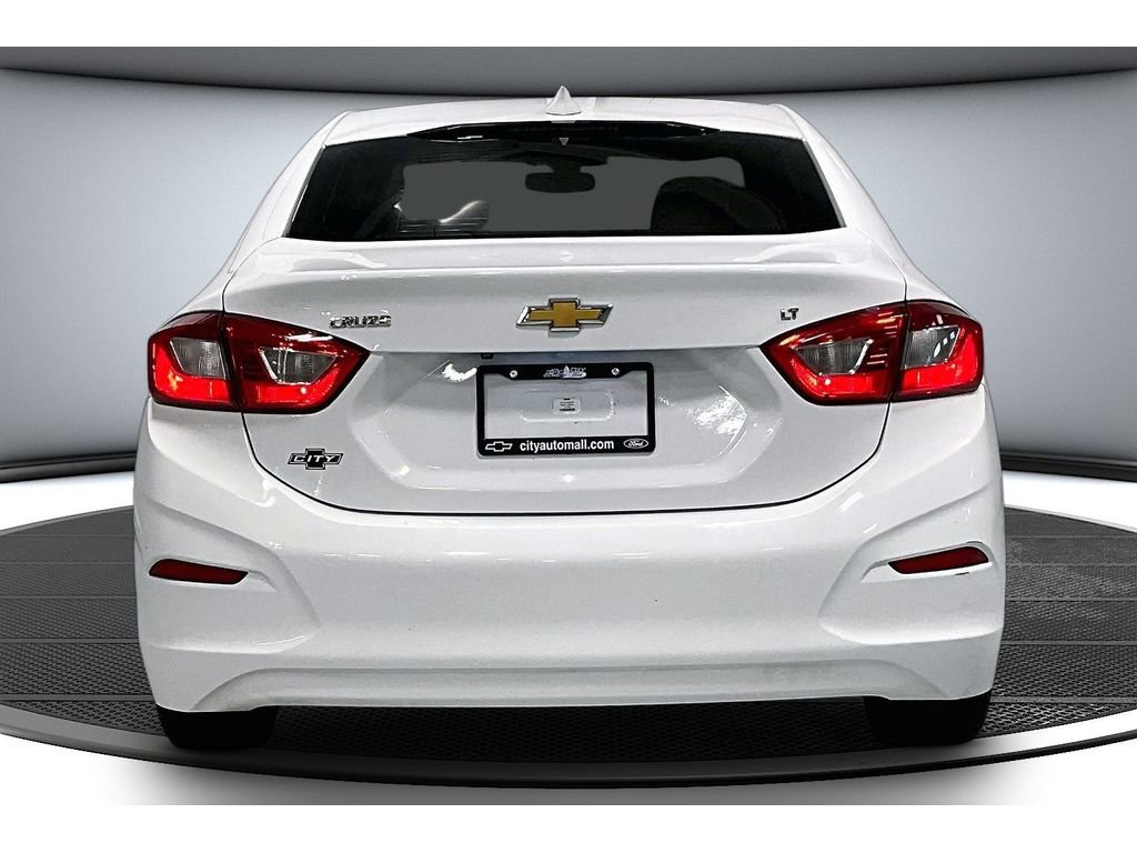 Used 2018 Chevrolet Cruze LT FWD image 6