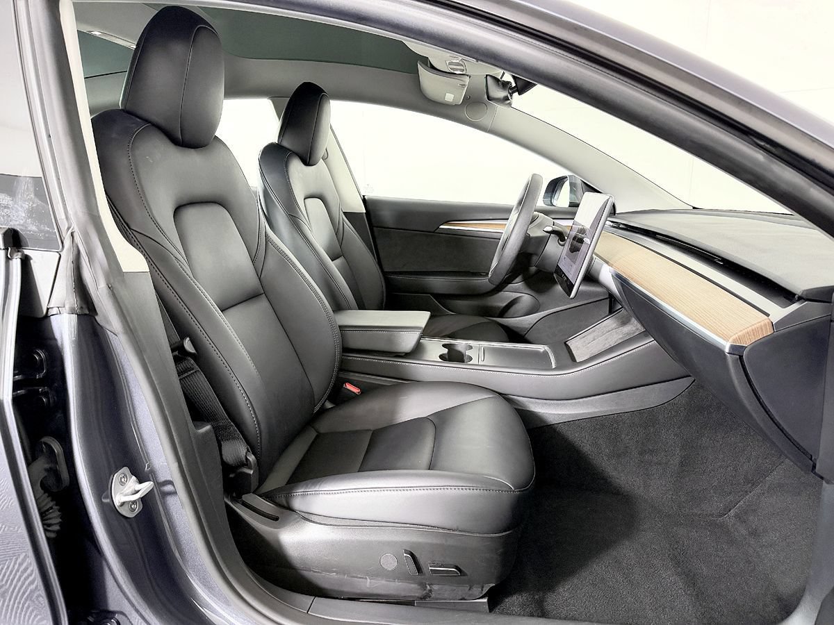 Used 2023 Tesla Model 3 Standard Range RWD image 45