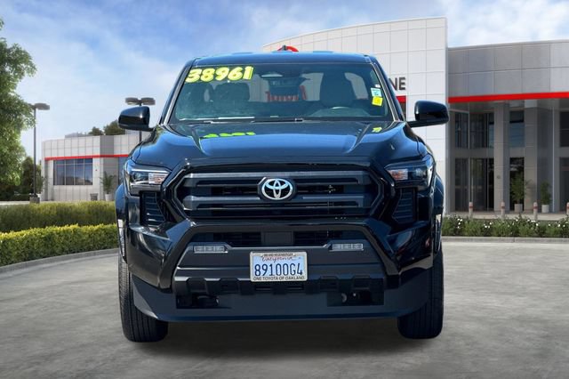 Used 2025 Toyota Tacoma SR5 RWD image 10