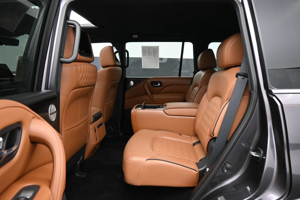 Used 2023 INFINITI QX80 Sensory w/ All-Season Package AWD/4WD image 20