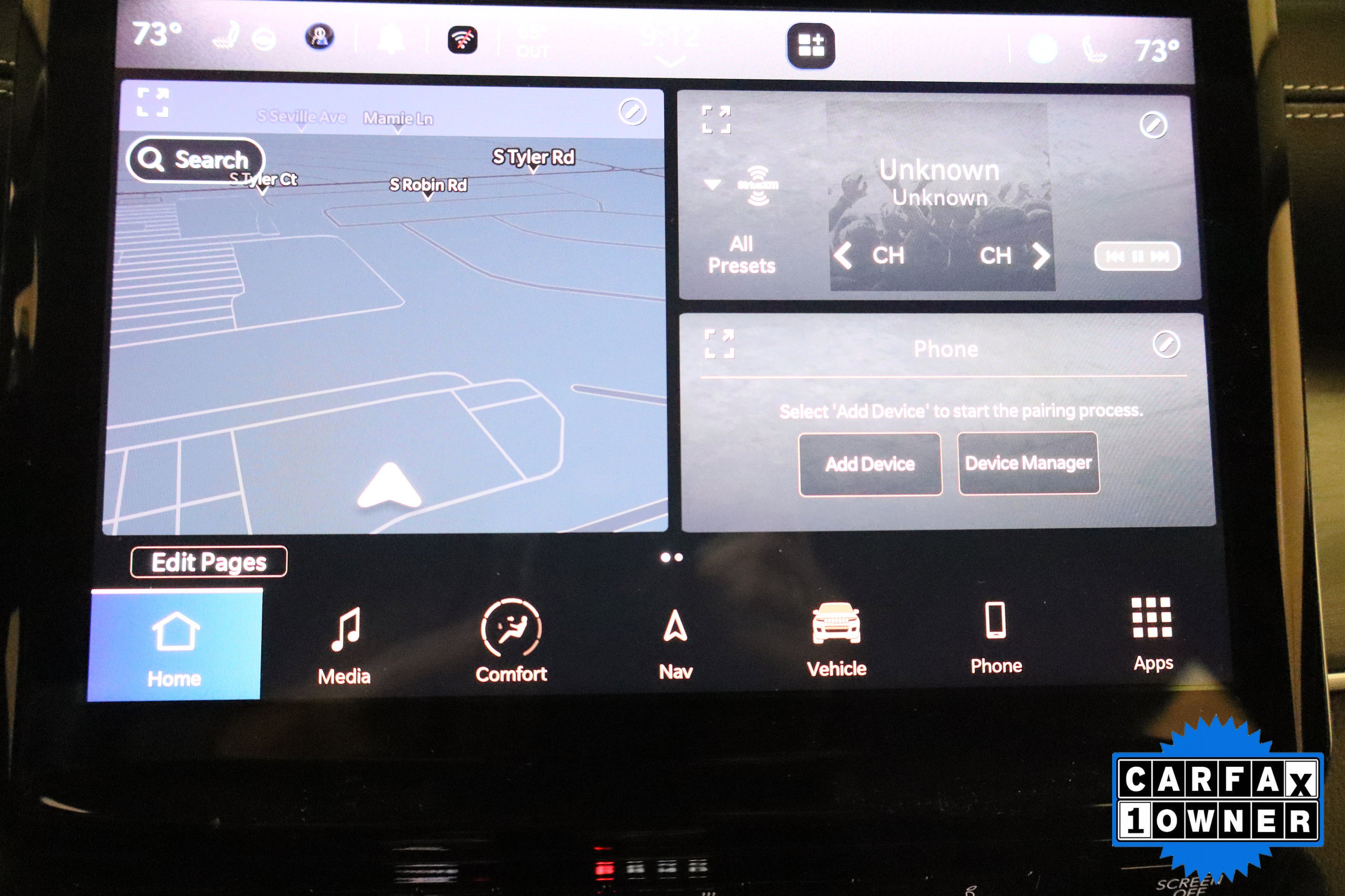 Used 2023 Jeep Grand Cherokee Limited w/ Black Appearance Package AWD/4WD image 24