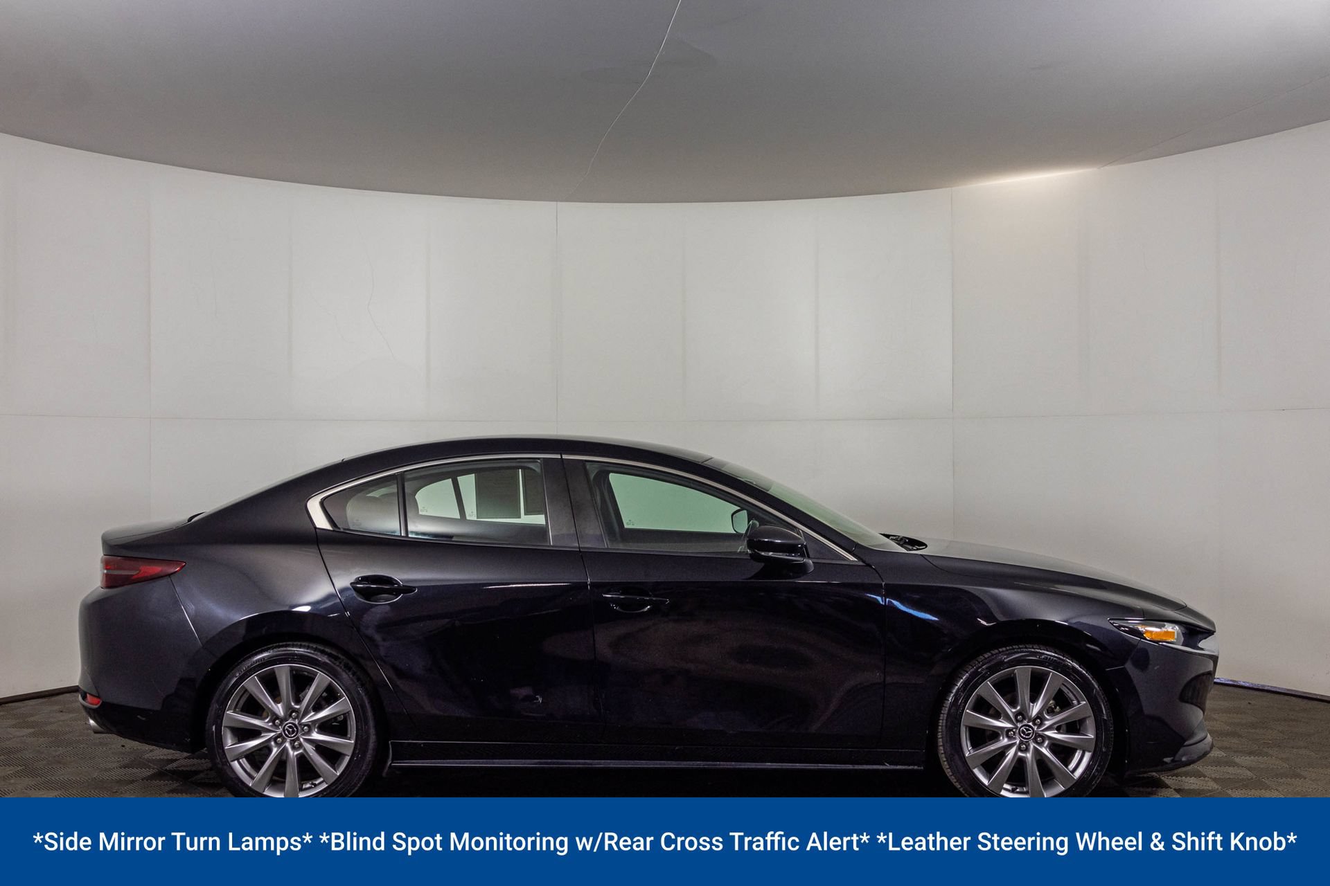 Used 2020 MAZDA MAZDA3 Sedan w/ Select Package FWD image 10