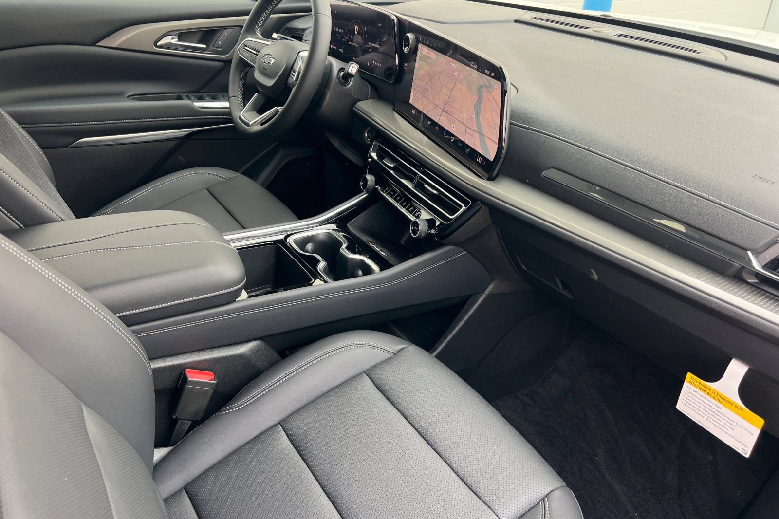 New 2026 Chevrolet Traverse LT w/ Midnight/Sport Edition AWD/4WD image 14