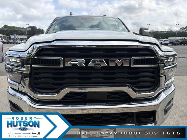 Used 2026 RAM 2500 Big Horn AWD/4WD image 3