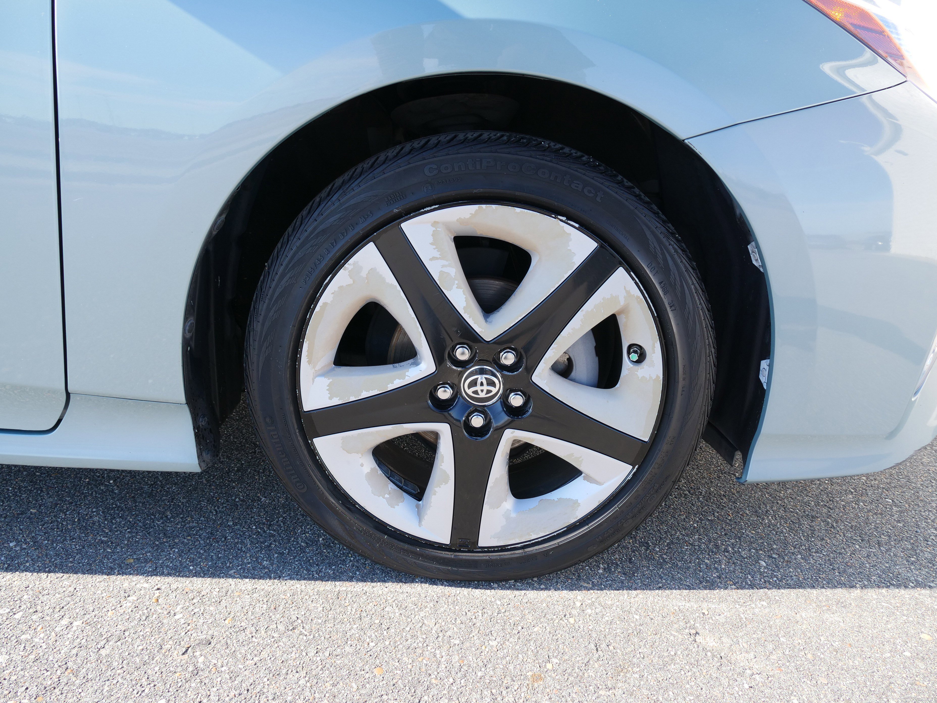 Used 2016 Toyota Prius Four image 10