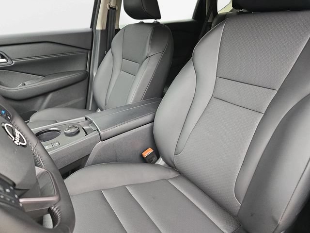 Used 2026 Nissan Rogue Dark Armor AWD/4WD image 15