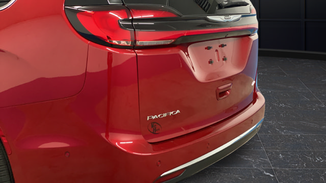 Used 2025 Chrysler Pacifica Select AWD/4WD image 42