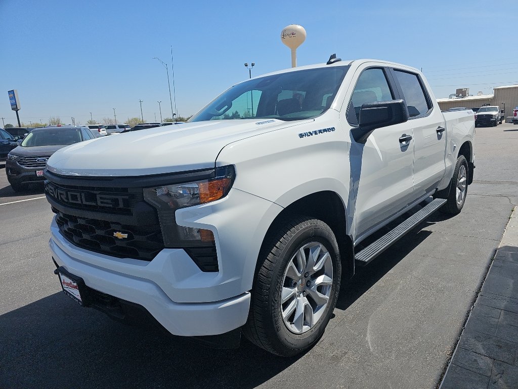 Used 2026 Chevrolet Silverado 1500 Custom AWD/4WD image 7