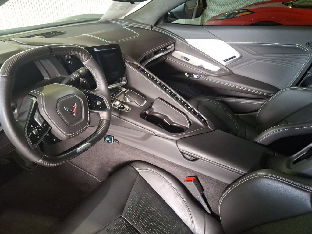 Used 2024 Chevrolet Corvette Z06 RWD image 12