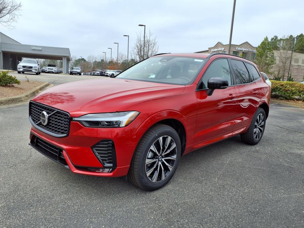 New 2025 Volvo XC60 B5 Core w/ Climate Package image 9