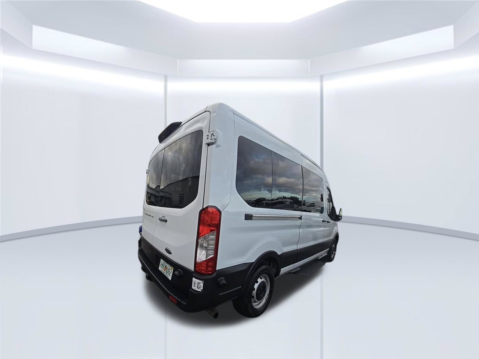 Used 2024 Ford Transit 350 XL RWD image 3