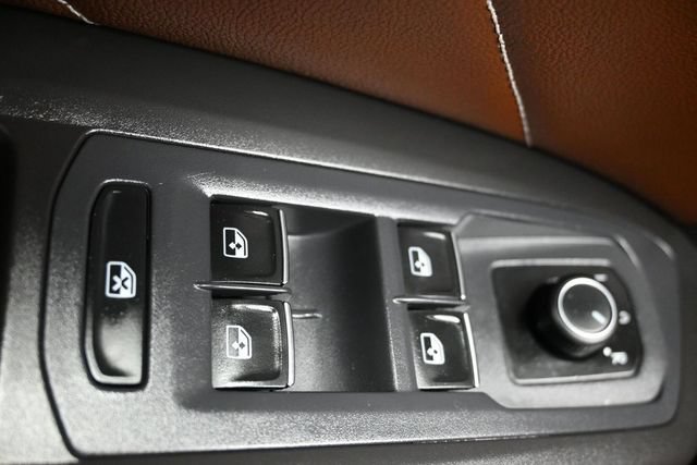 Used 2022 Volkswagen Atlas SE w/ Panoramic Sunroof Package FWD image 23