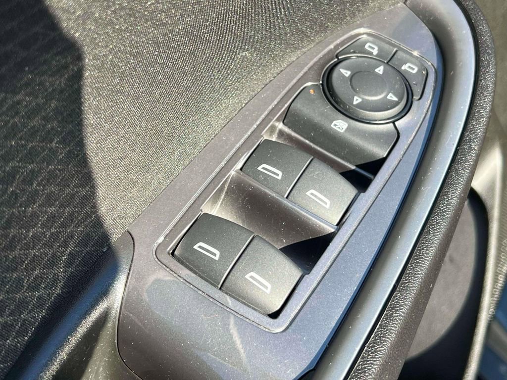 Used 2023 Chevrolet Malibu LS FWD image 13
