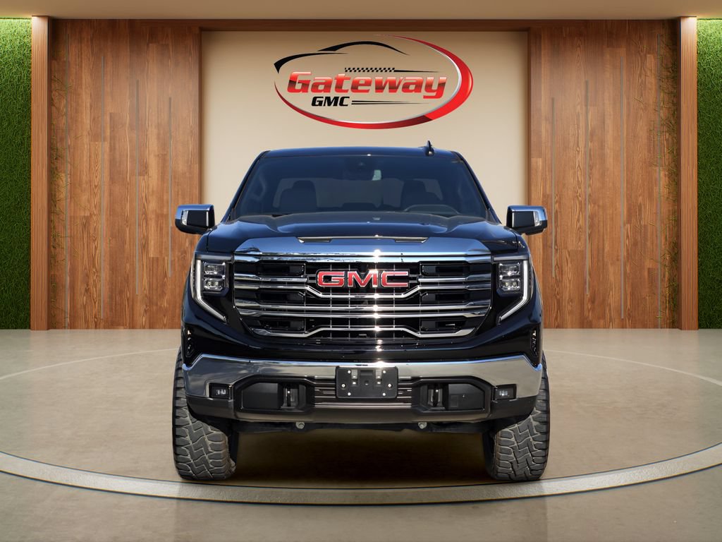 Used 2023 GMC Sierra 1500 SLT RWD image 2