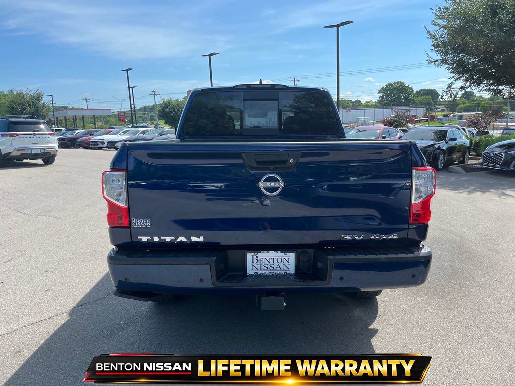 Used 2024 Nissan Titan SV w/ SV Convenience Package AWD/4WD image 8