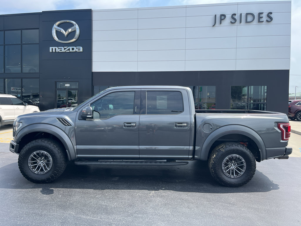 Used 2019 Ford F150 Raptor w/ Equipment Group 802A Luxury AWD/4WD image 2