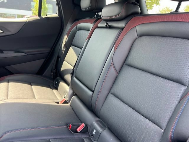 Used 2026 Chevrolet Equinox RS w/ Convenience Package III FWD image 32
