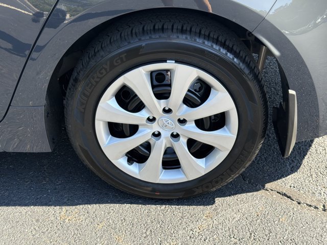 Used 2026 Toyota Corolla LE FWD image 19