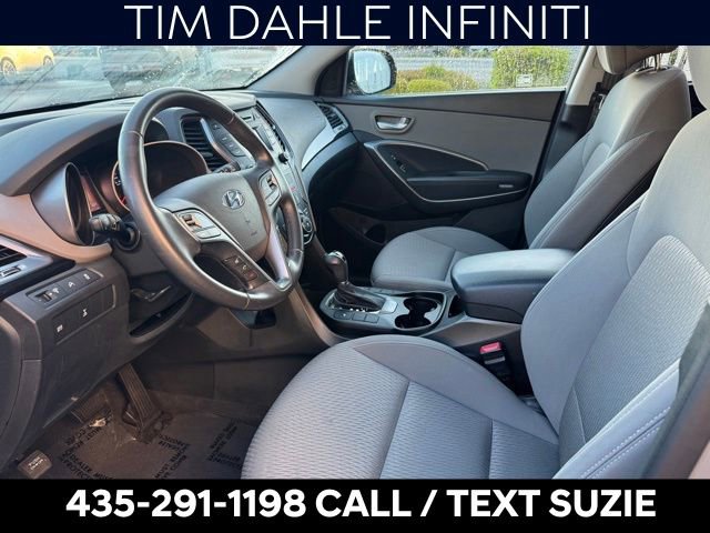 Used 2014 Hyundai Santa Fe GLS image 11