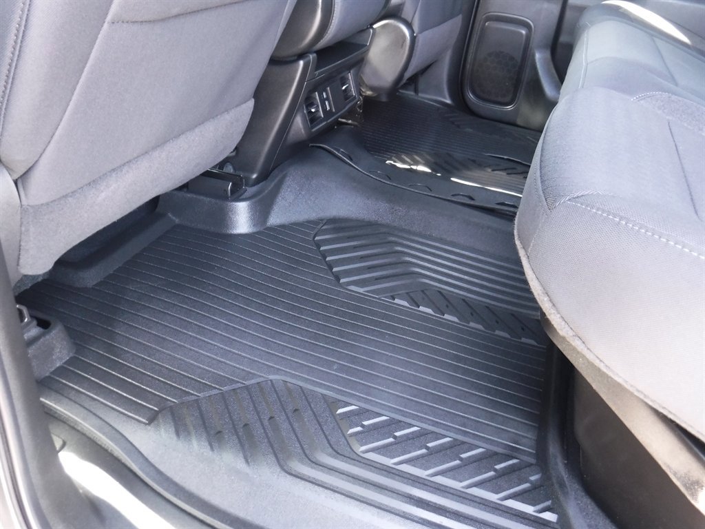 Used 2025 Chevrolet Silverado 1500 Custom Trail Boss image 13