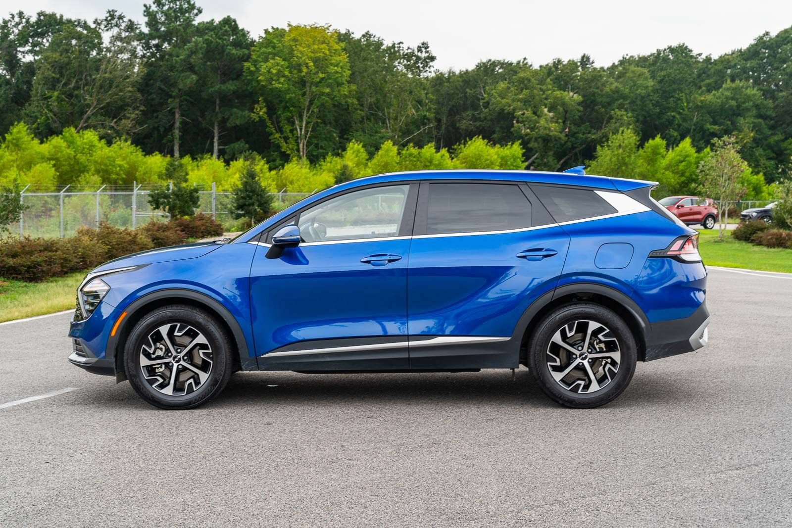 Used 2024 Kia Sportage EX FWD image 6