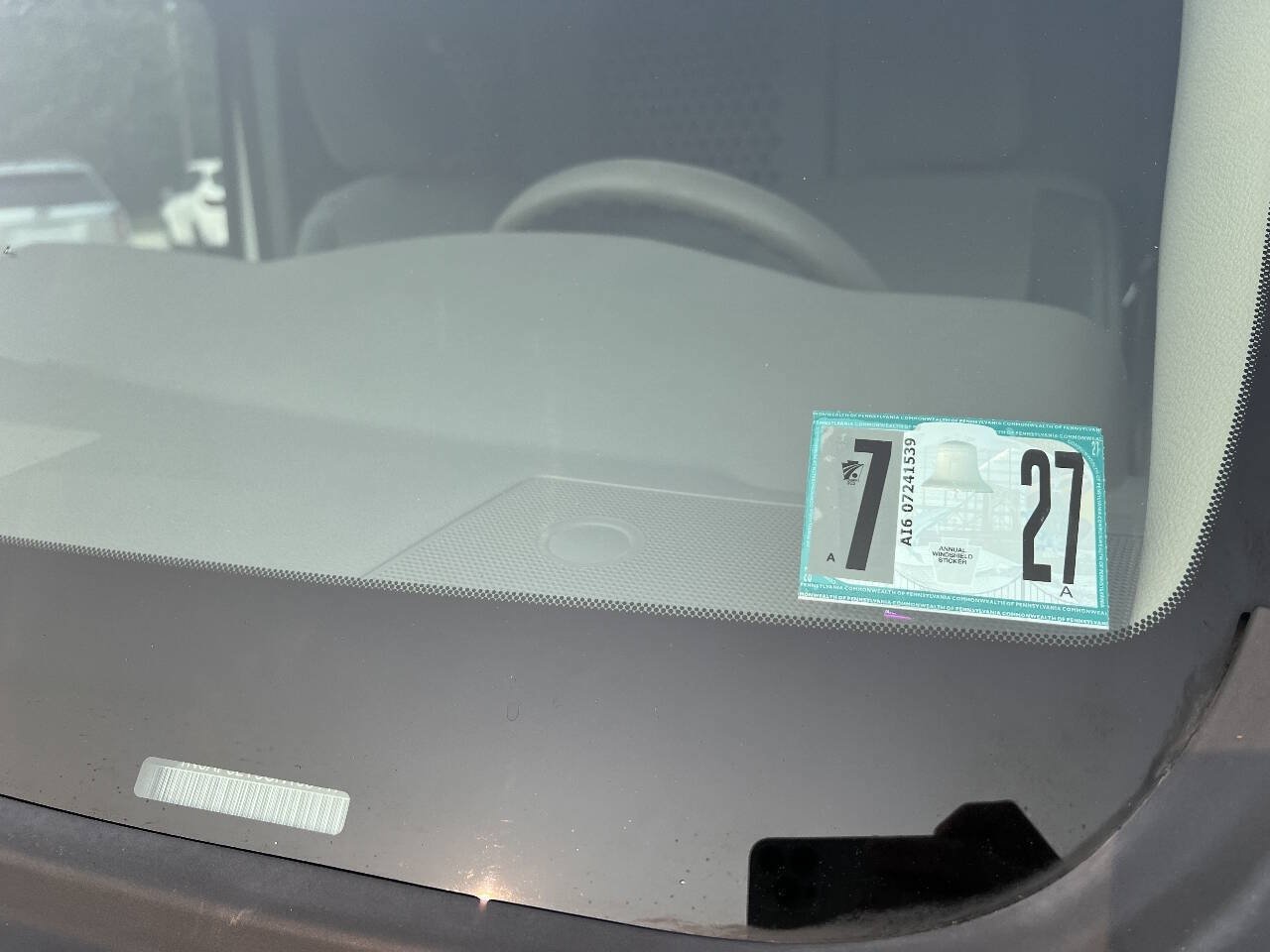 Used 2012 Nissan NV 3500 SV w/ Technology Pkg RWD image 9