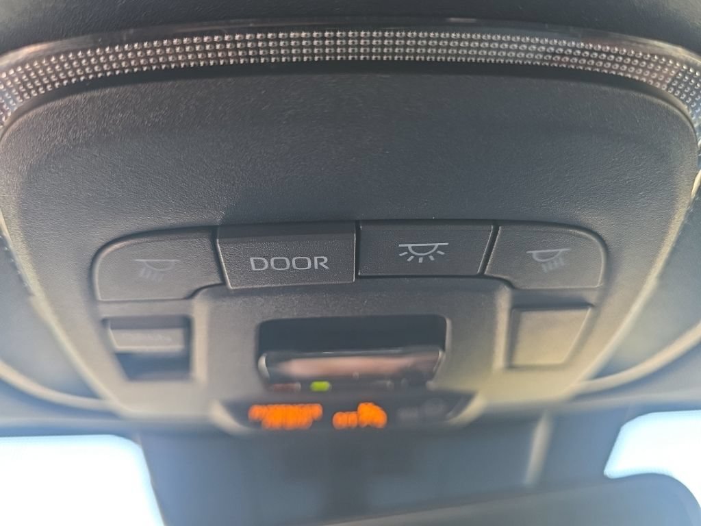 New 2026 Toyota C-HR AWD/4WD image 25