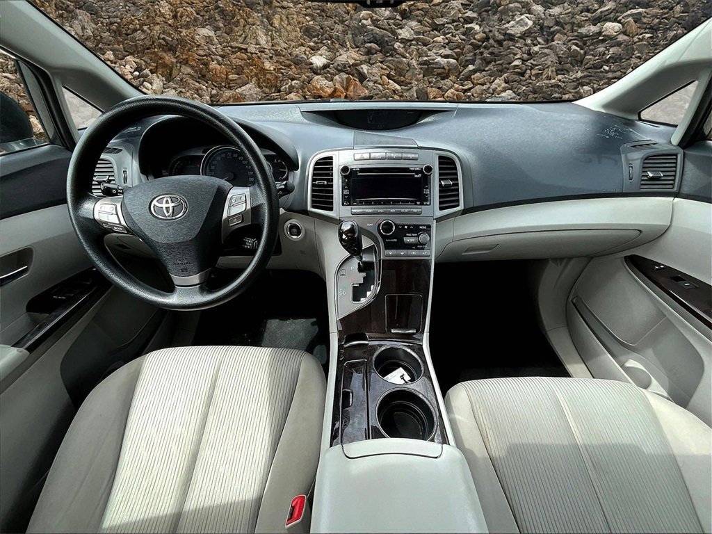Used 2010 Toyota Venza image 14