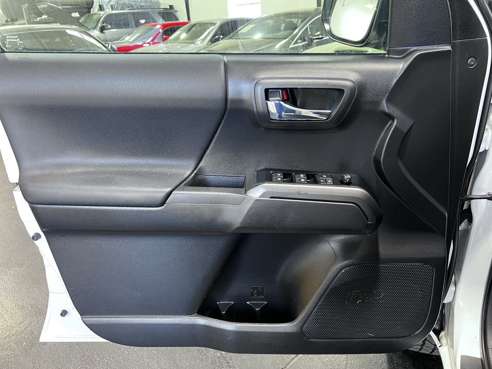 Used 2023 Toyota Tacoma TRD Off-Road AWD/4WD image 24