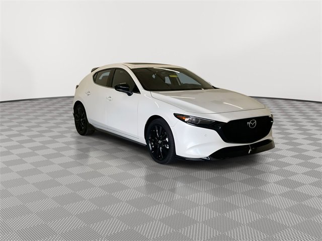Used 2025 MAZDA MAZDA3 Hatchback w/ Appearance Package image 13