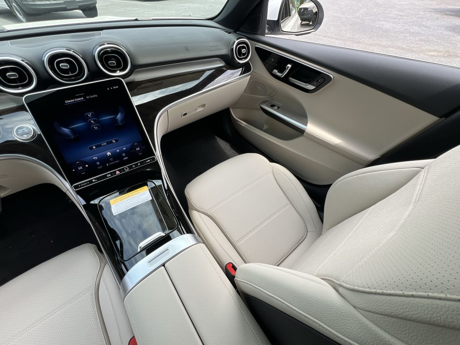 New 2026 Mercedes-Benz C 300 4MATIC Sedan image 14