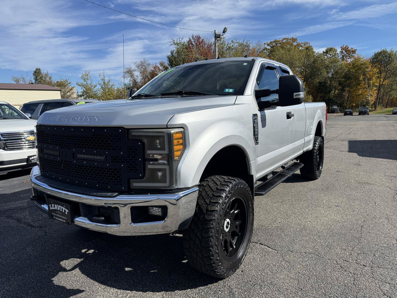 Used 2017 Ford F250 XLT w/ XLT Value Package AWD/4WD image 2