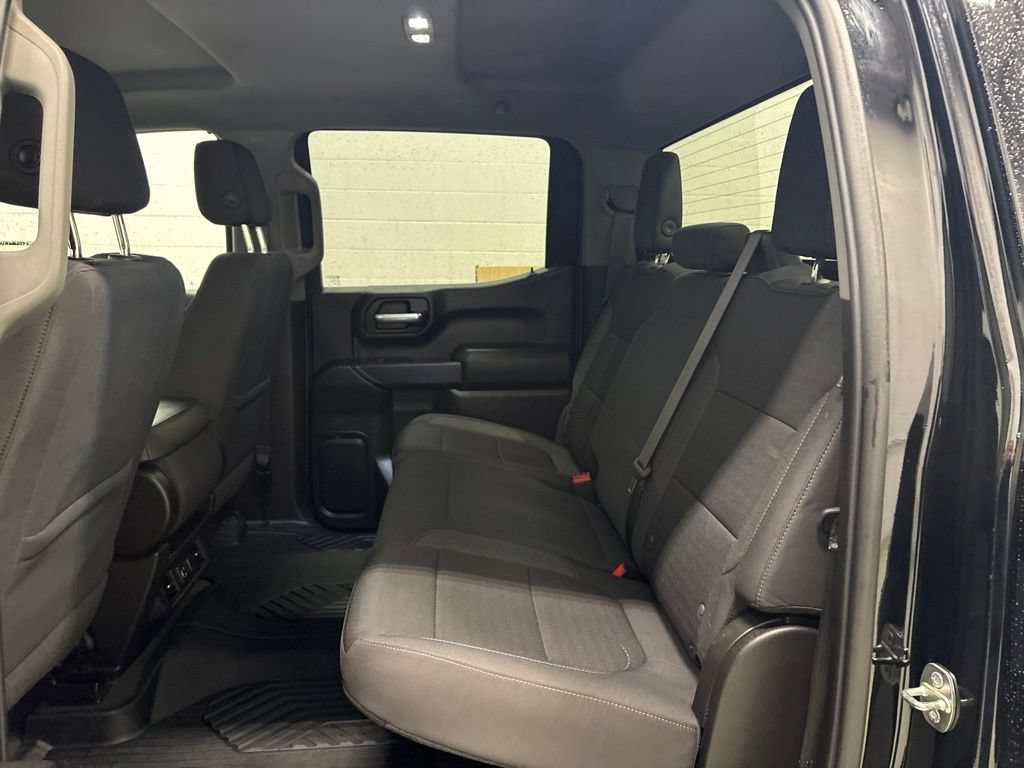 Used 2021 Chevrolet Silverado 1500 LT AWD/4WD image 34