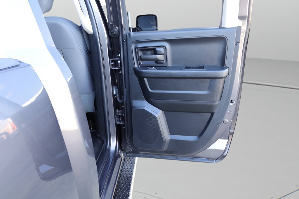 Used 2016 RAM 1500 Express AWD/4WD image 18