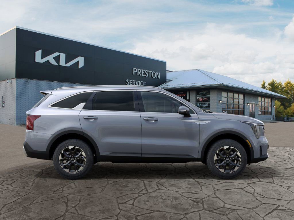 New 2025 Kia Sorento S image 2
