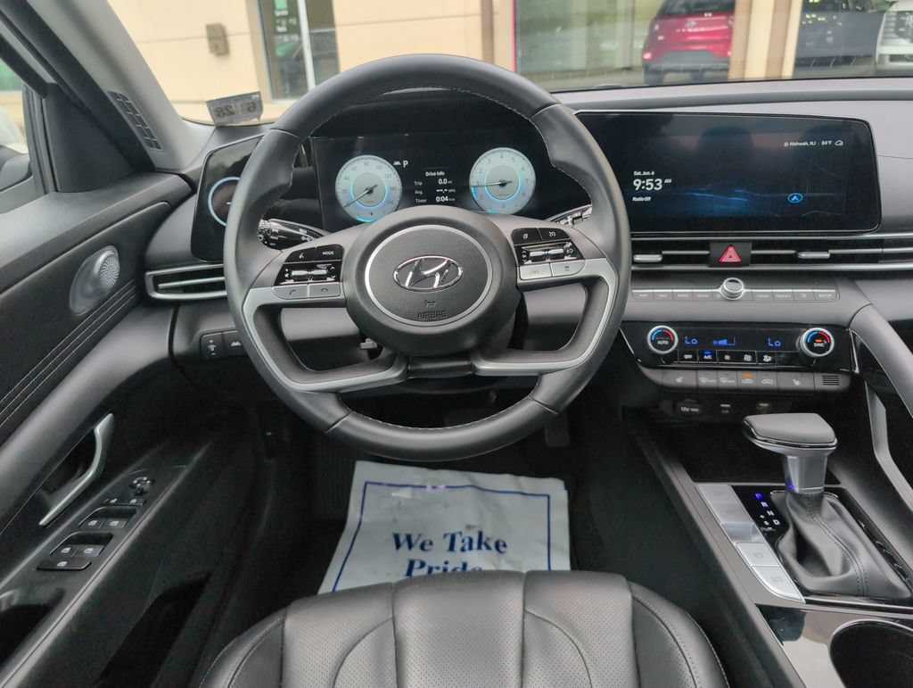 Certified 2023 Hyundai Elantra Limited w/ Cargo Package FWD image 14