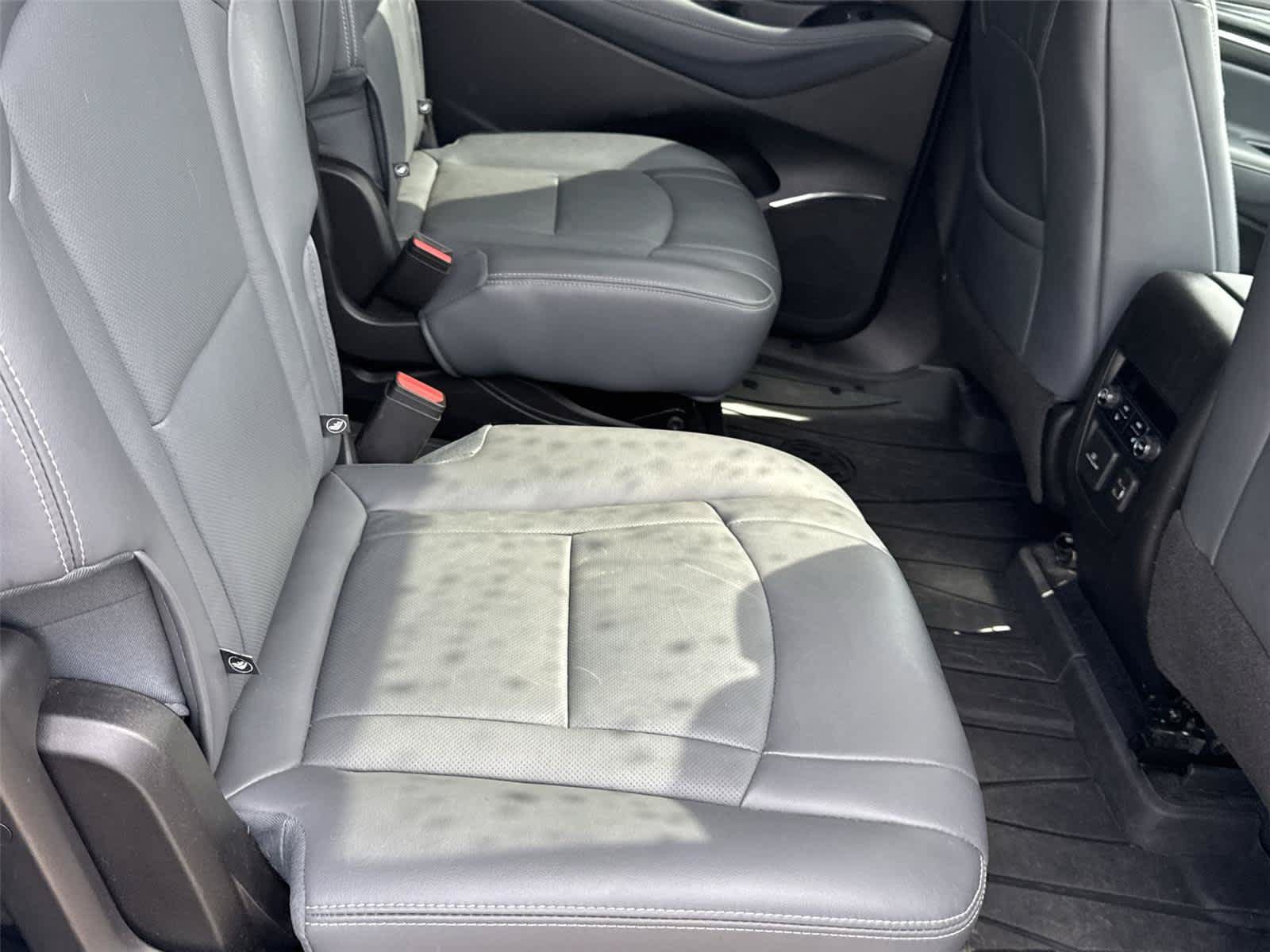 Used 2022 Buick Enclave Premium w/ Experience Buick Package AWD/4WD image 15