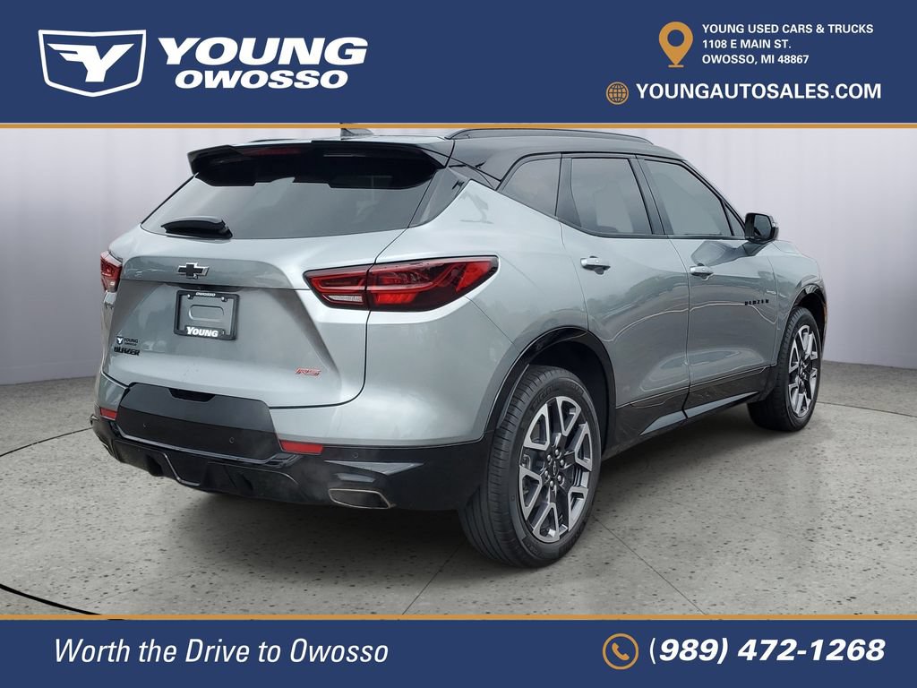 Certified 2023 Chevrolet Blazer RS w/ Enhanced Convenience Package FWD image 3