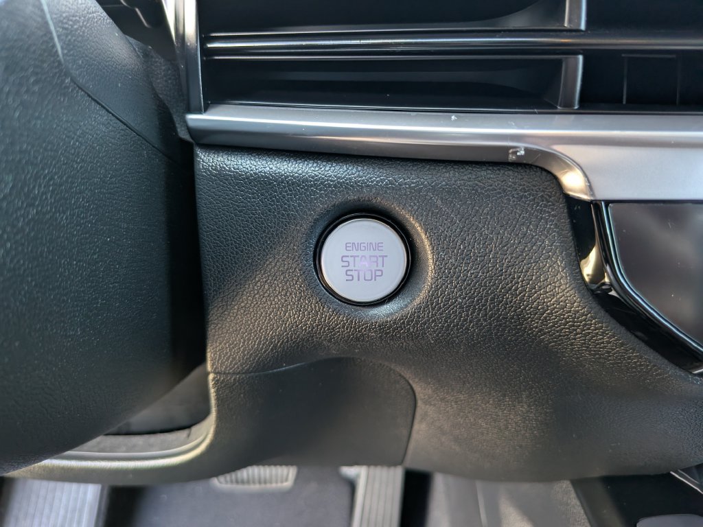 Certified 2025 Kia Sorento EX FWD image 31