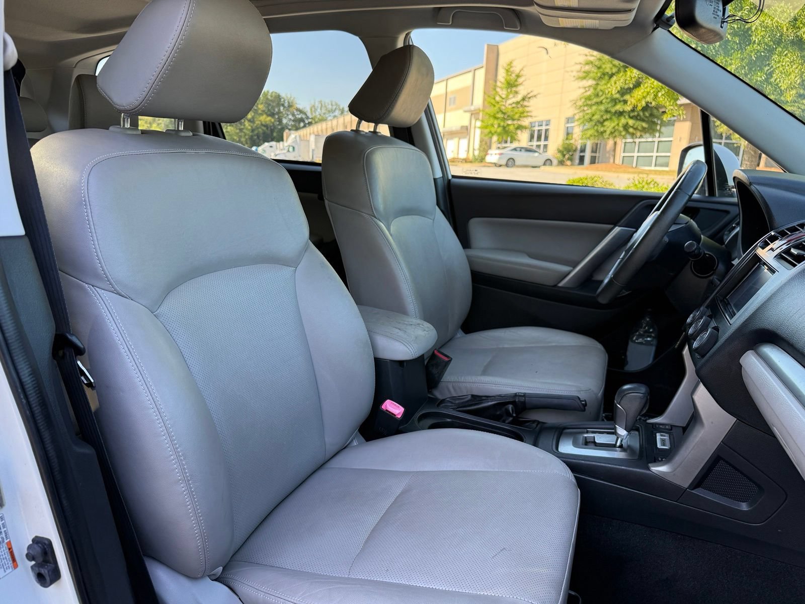 Used 2015 Subaru Forester 2.5i Limited AWD/4WD image 37
