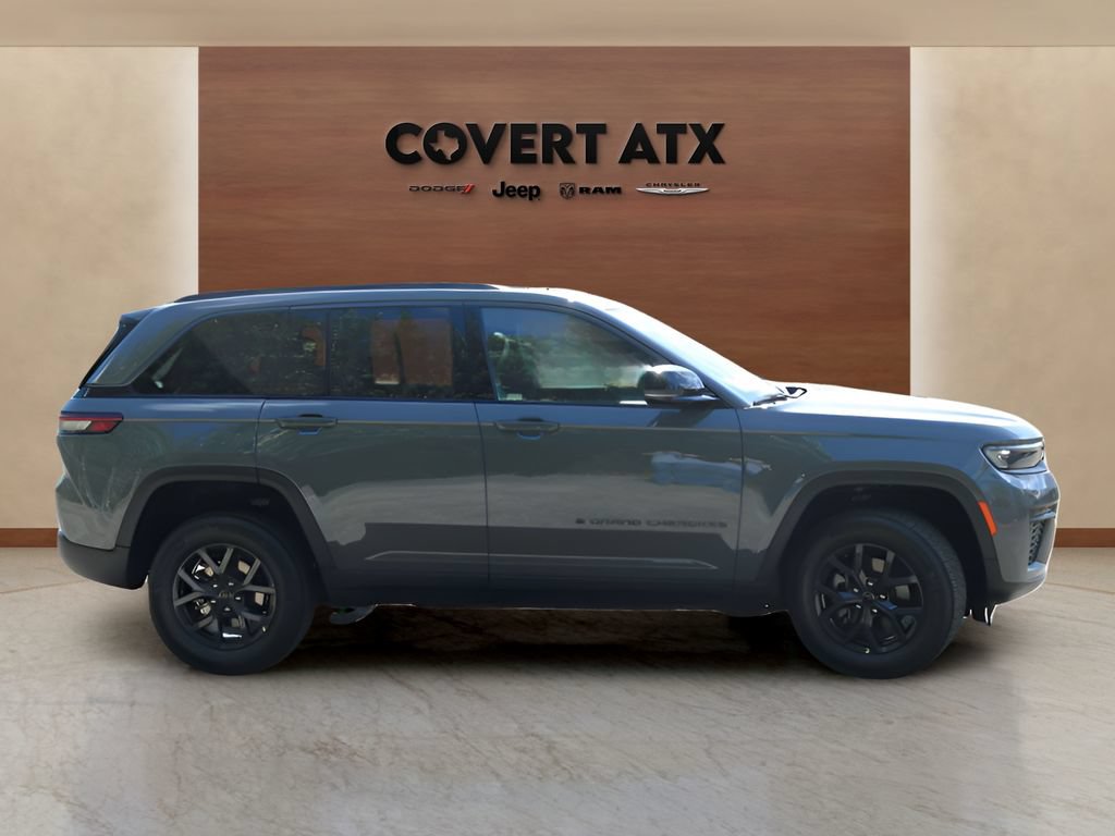 New 2027 Jeep Grand Cherokee Altitude AWD/4WD image 6