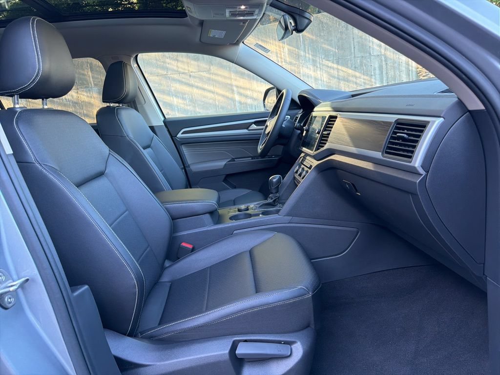 Used 2021 Volkswagen Atlas SE w/ Panoramic Sunroof Package AWD/4WD image 27
