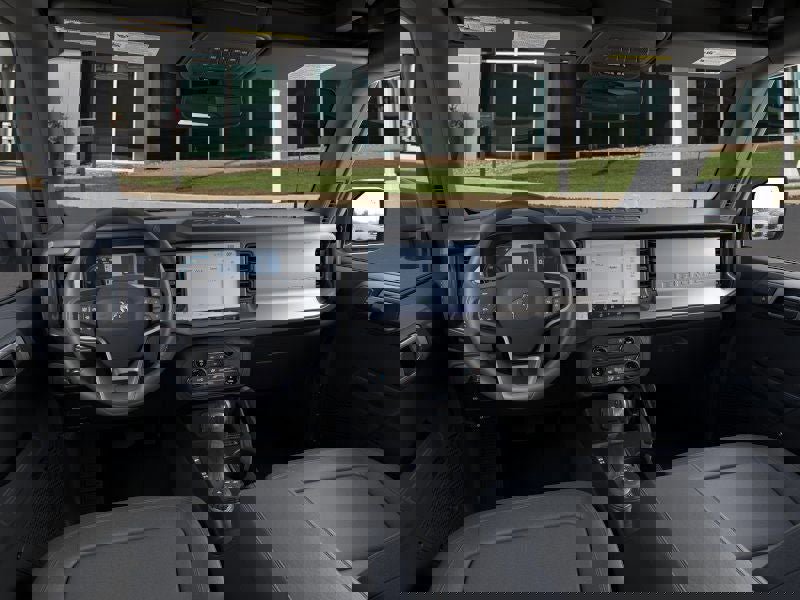 New 2025 Ford Bronco Badlands image 9